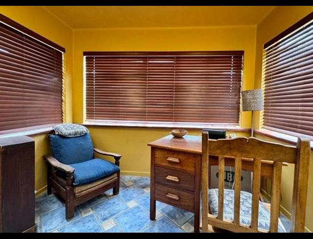 4 BEDROOM HOUSE FOR SALE IN KENSINGTON